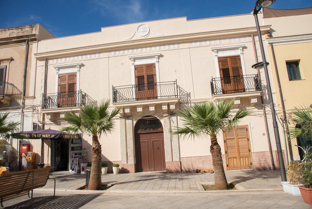 Hotel Palazzo Graziano Terrasini Exterior foto